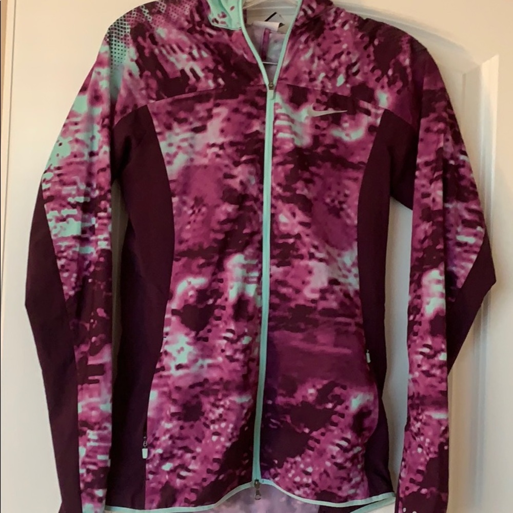 Nike jacket - Picture 5 of 8